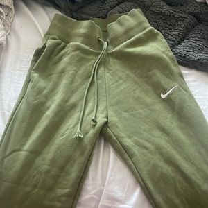 Nike Sweatpants